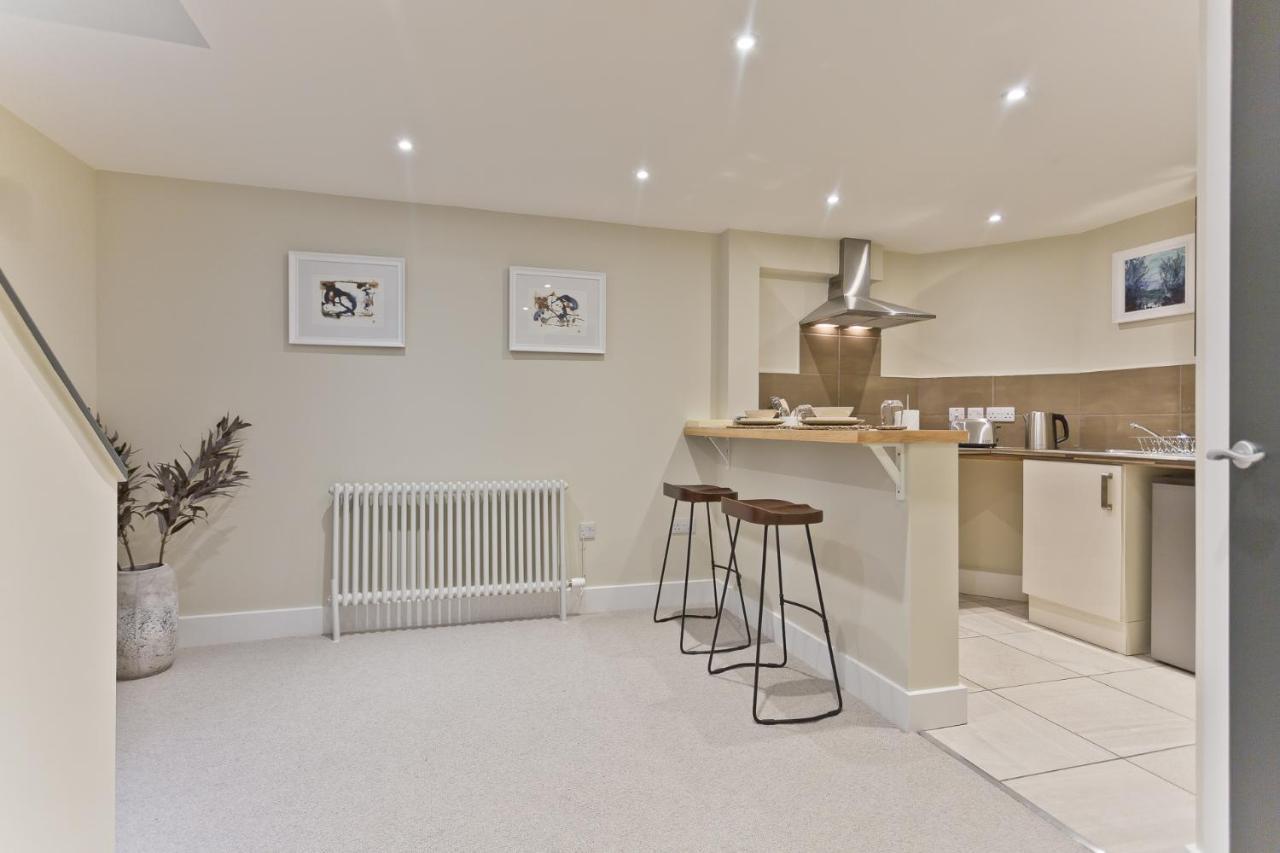 Sandgate Chapel - Self Check In Apartments Penrith Bagian luar foto