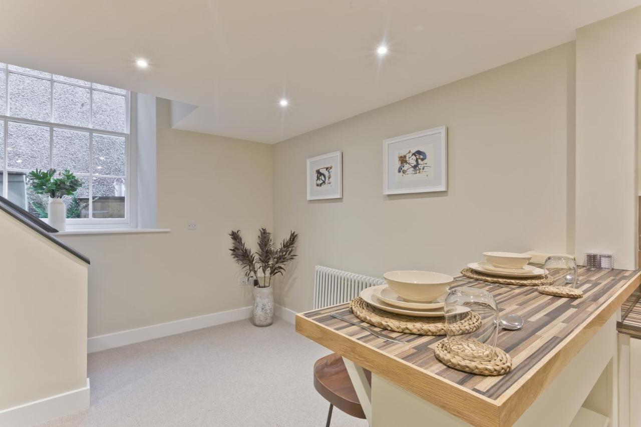 Sandgate Chapel - Self Check In Apartments Penrith Bagian luar foto