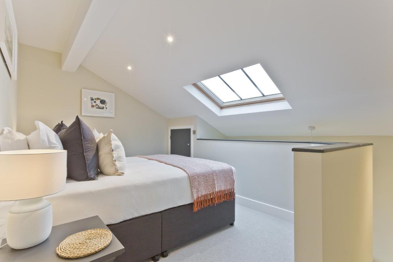 Sandgate Chapel - Self Check In Apartments Penrith Bagian luar foto